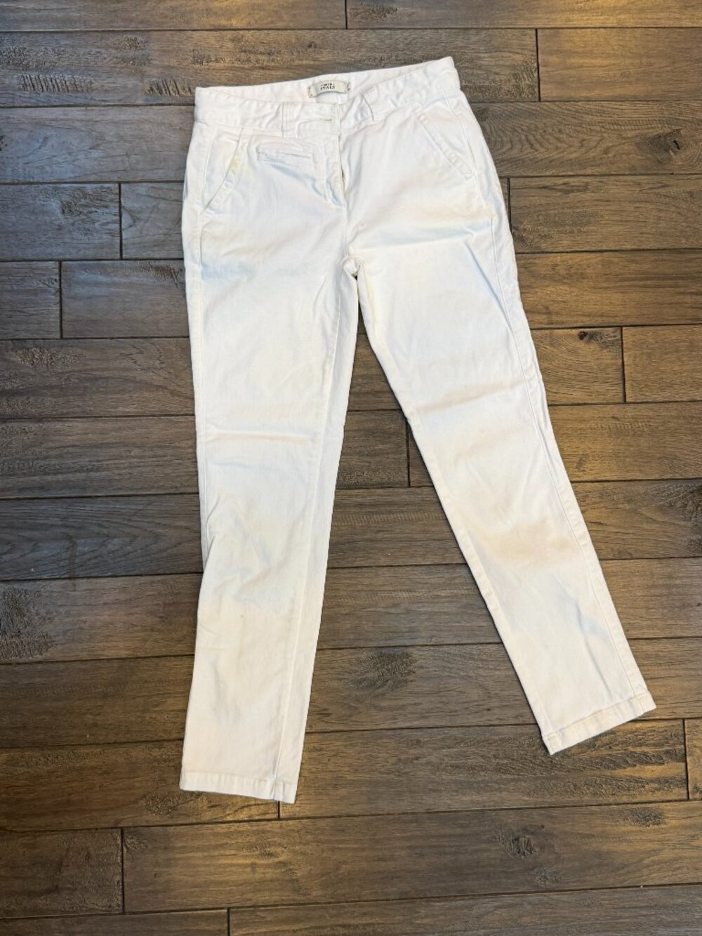 0039Italy white midrise slim chino trousers. size XS